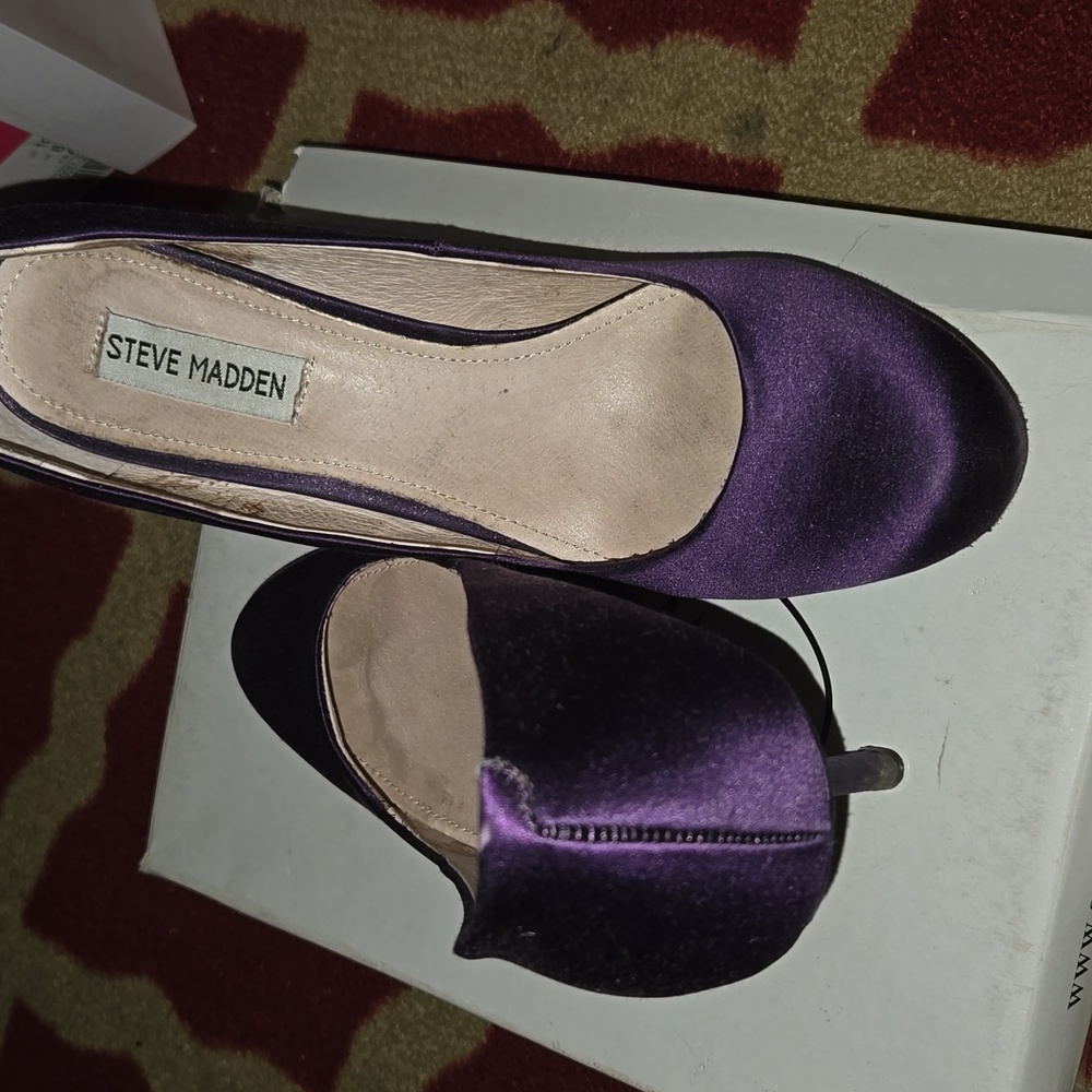 Steve Madden Sz 10 Purple Satin Heels - Picture 2 of 4